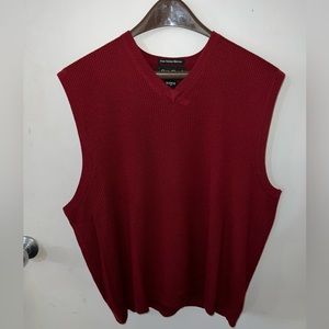Eddie Bauer 100% Wool Sweater Vest Men’s size Medium